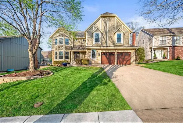 11505 Grant DR, Overland Park, KS 66210