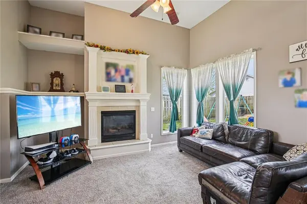 509 Heritage DR, Baldwin City, KS 66006