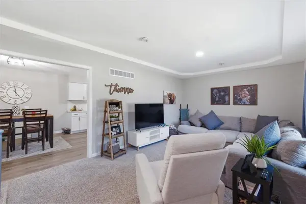 13331 Metropolitan AVE, Bonner Springs, KS 66012