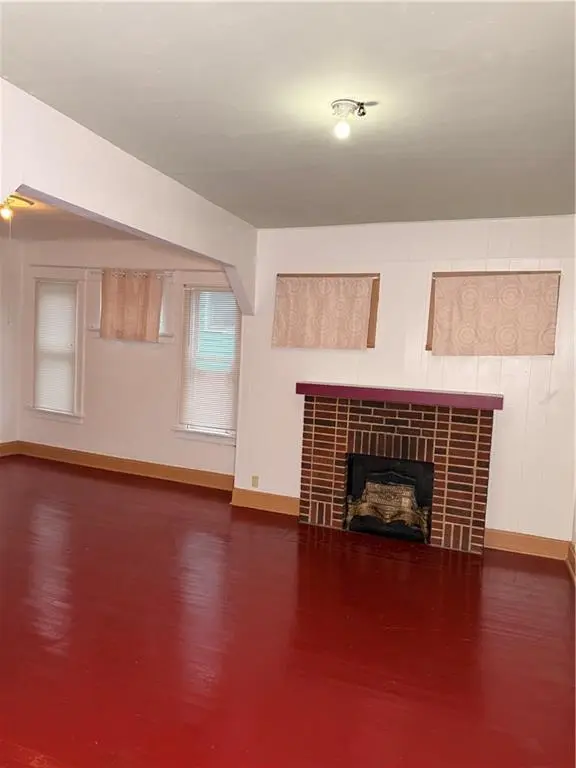2203 Vories ST, St Joseph, MO 64507