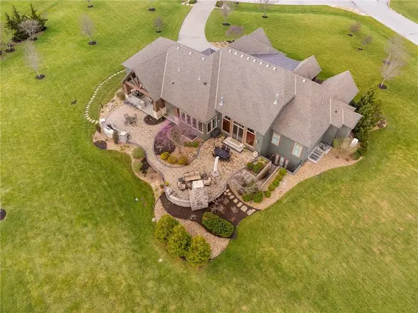 20035 Granada ST, Stilwell, KS 66085