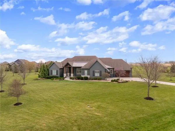 20035 Granada ST, Stilwell, KS 66085
