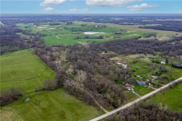795 NE 101 RD, Warrensburg, MO 64093