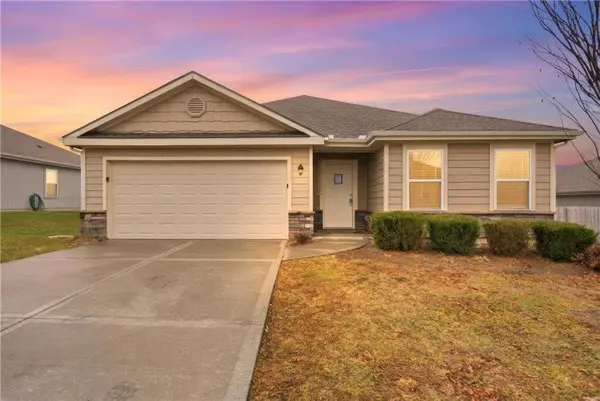21832 Franklin ST, Spring Hill, KS 66083