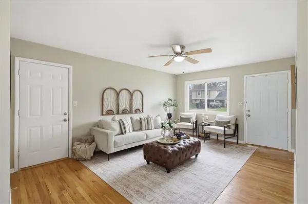 5200 S Delaware AVE, Independence, MO 64055