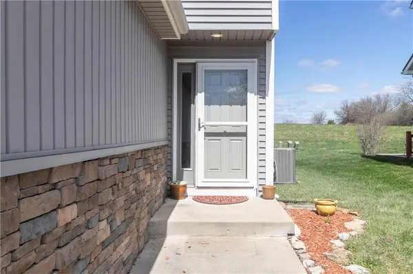 12772 Walker AVE, Kansas City, KS 66109