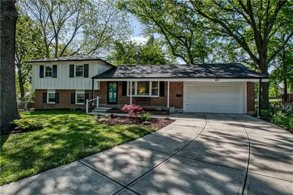 9315 Hardy DR, Overland Park, KS 66212