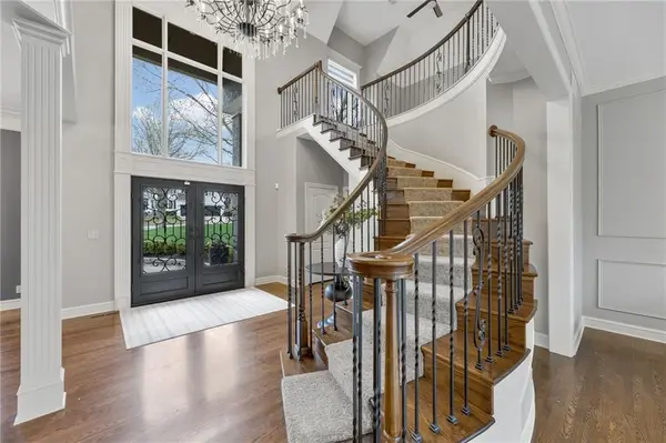 4246 W 150 TER, Leawood, KS 66224