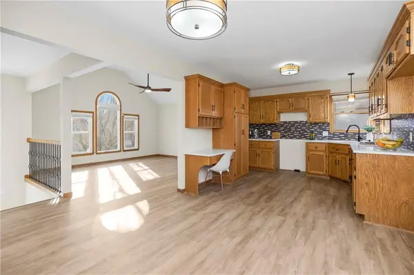 14114 Lora ST, Smithville, MO 64089