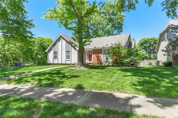 10941 Nieman RD, Overland Park, KS 66210