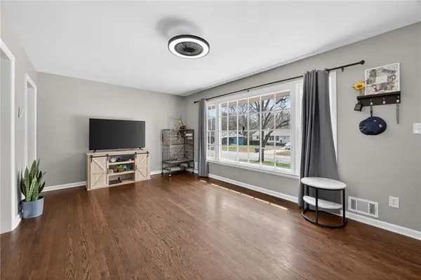 12704 E 48 TER #S, Independence, MO 64055