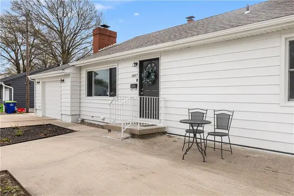1007 NE 67th ST, Gladstone, MO 64118