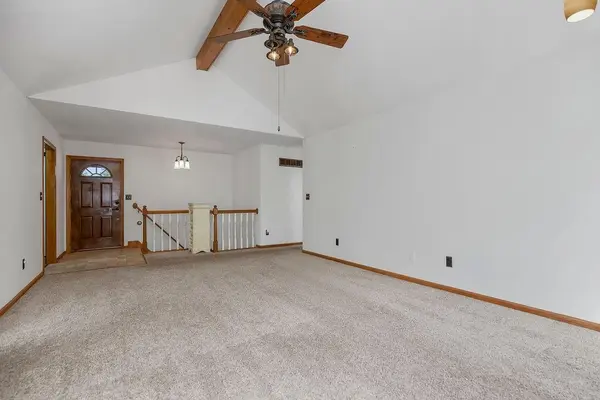 1901 Fairground DR, Pleasant Hill, MO 64080