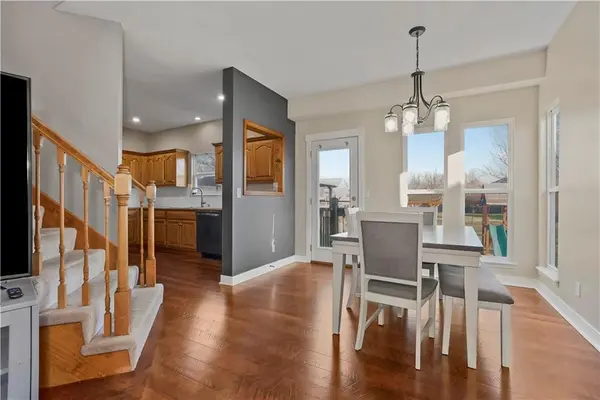 21270 W 227th ST, Spring Hill, KS 66083