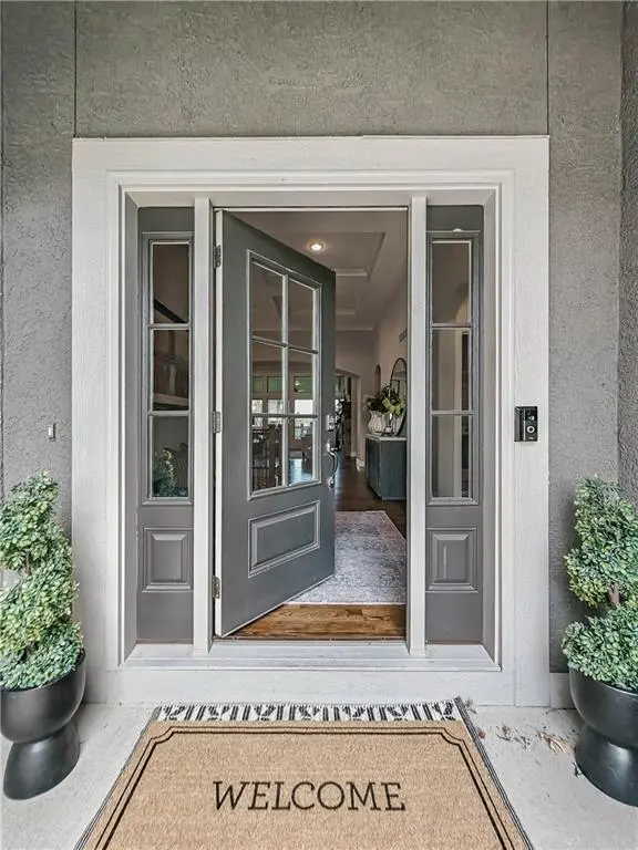 2344 W 146th TER, Leawood, KS 66224