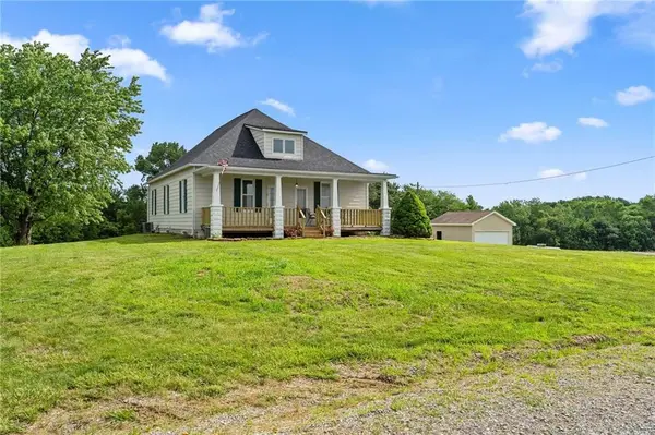 18724 Bobwhite TRL, Blackburn, MO 65321