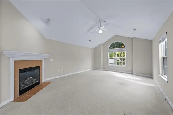 7127 Meadow View ST, Shawnee, KS 66227