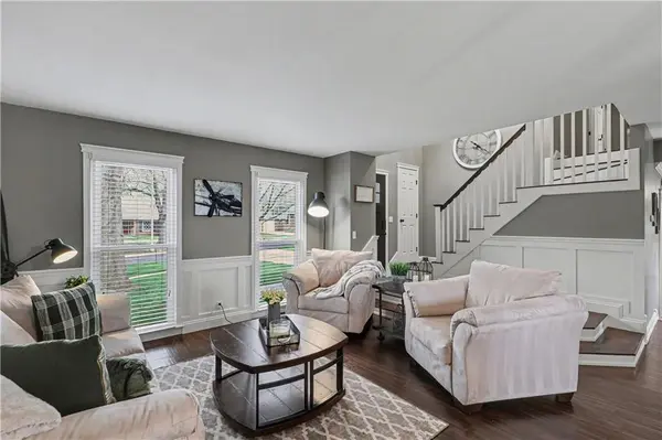 8908 LAMAR AVE, Overland Park, KS 66207