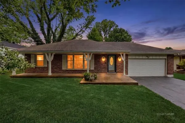 18719 Gateway DR, Independence, MO 64057