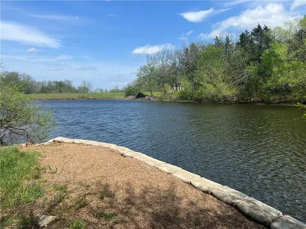 53 & 57 Wolf DR, Mound City, KS 66056
