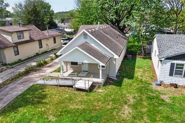 1422 S 41st ST, Kansas City, KS 66106