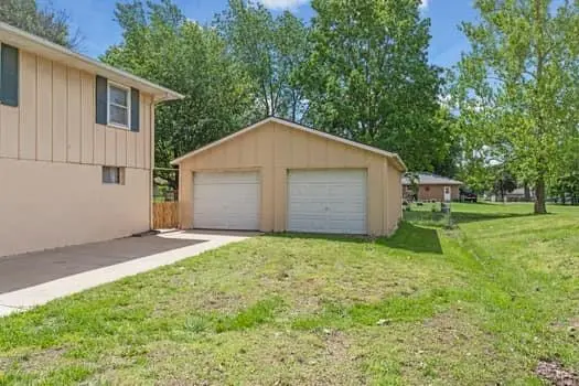 330 E Hatten ST, Drexel, MO 64742