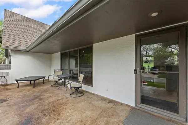 11262 Hadley ST, Overland Park, KS 66210