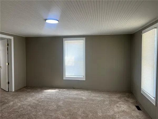 701 W 224 HWY, Wellington, MO 64076