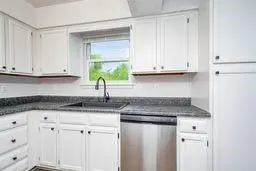 4612 NE Whispering Winds DR #C, Lee's Summit, MO 64064
