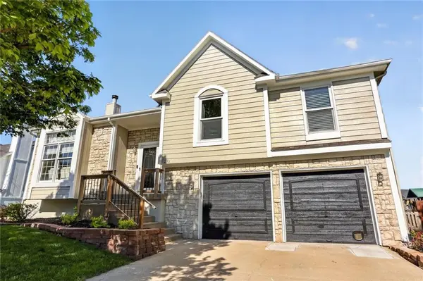 290 W Westhoff PL, Gardner, KS 66030