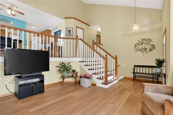 290 W Westhoff PL, Gardner, KS 66030