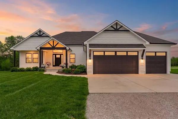12749 NE Cherokee DR, Adrian, MO 64720