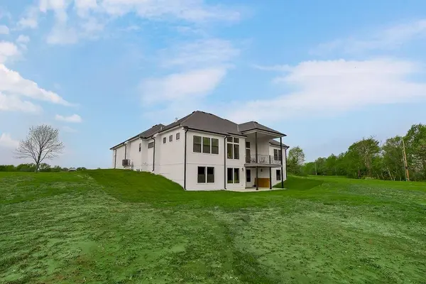 12749 NE Cherokee DR, Adrian, MO 64720