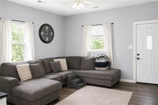 220 W 6th ST, Cameron, MO 64429
