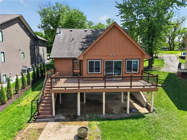 29320 W 153rd TER, Gardner, KS 66030