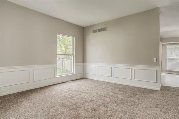 6505 MOKANE CT, Kansas City, MO 64151