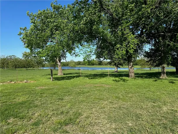 376 NW 90th RD, Sheldon, MO 64784