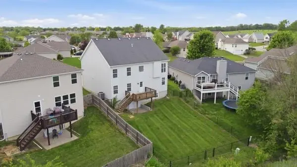 1219 Wildflower RD, Warrensburg, MO 64093