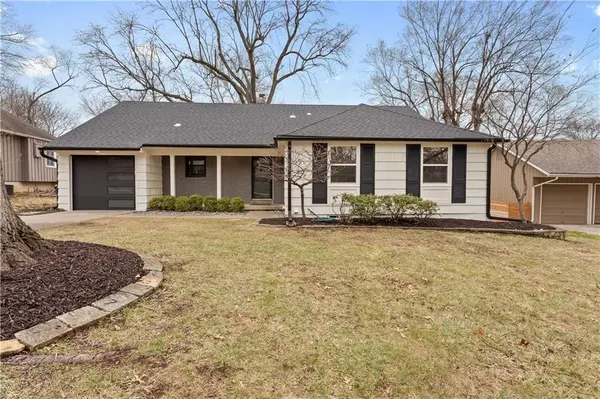 4808 W 77th TER,  Prairie Village,  KS 66208