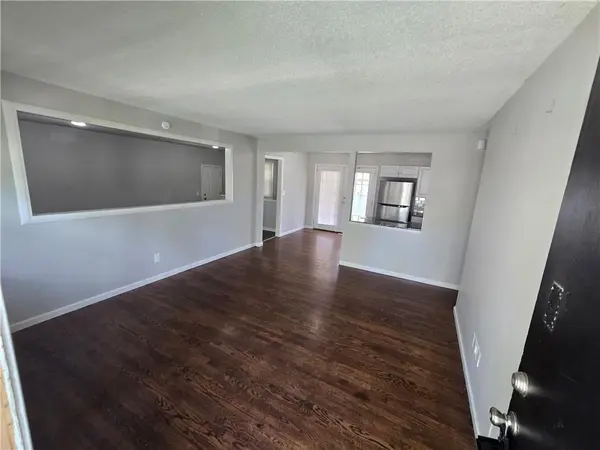 4001 S Pleasant ST, Independence, MO 64055