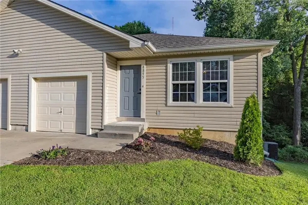 8855 Ann AVE, Kansas City, KS 66112