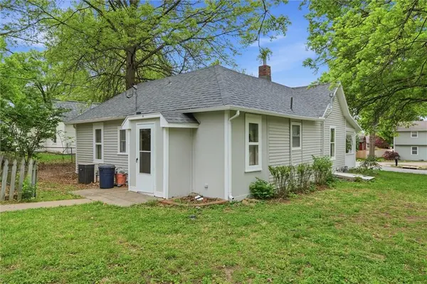 840 Limit ST, Leavenworth, KS 66048