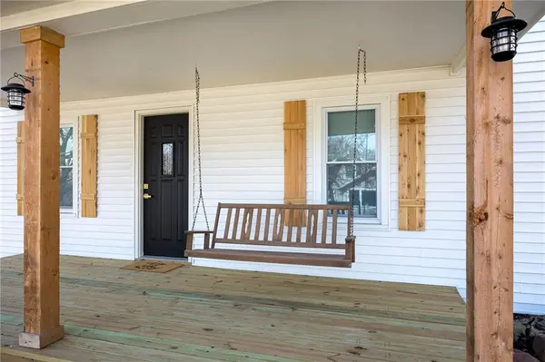 106 North ST, Farley, MO 64028