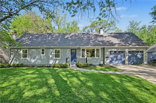 6608 Reeds DR, Mission, KS 66202