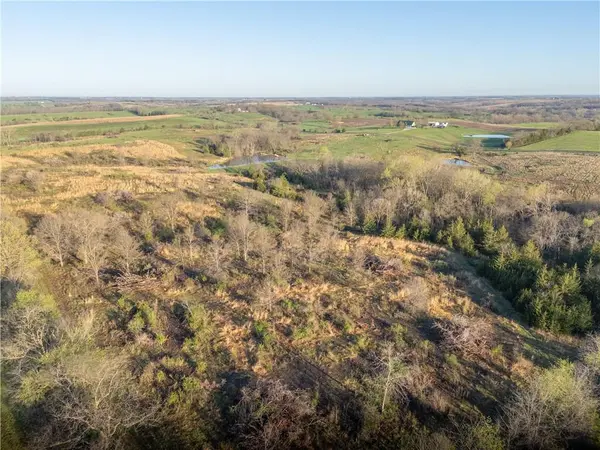 N HWY, Cainsville, MO 64632