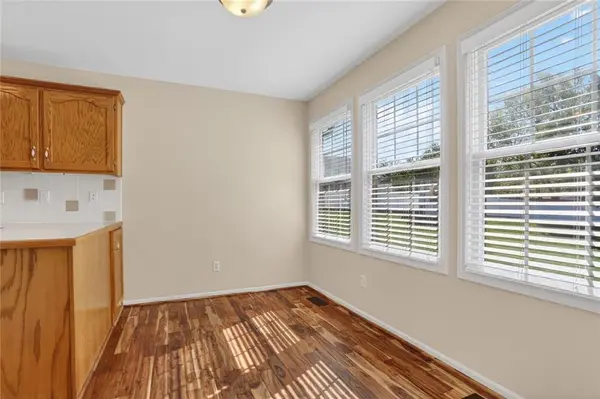 634 Hillcrest CIR, Lansing, KS 66043