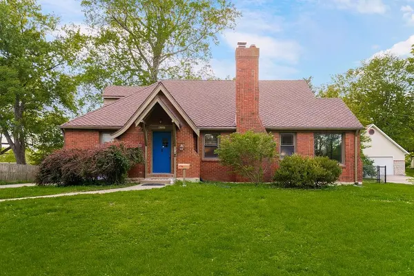 1842 Drumm AVE, Independence, MO 64055