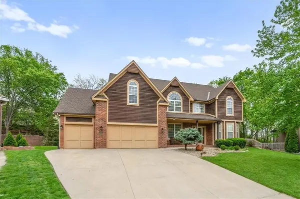 15025 W 128th ST, Olathe, KS 66062