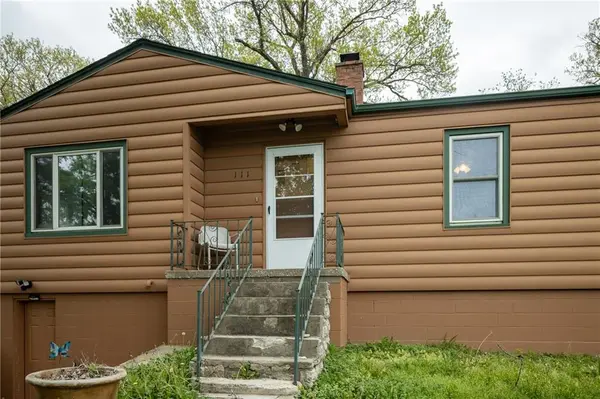 111 WALLER AVE, Excelsior Springs, MO 64024