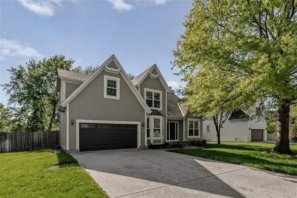 15216 Woodson ST, Overland Park, KS 66223